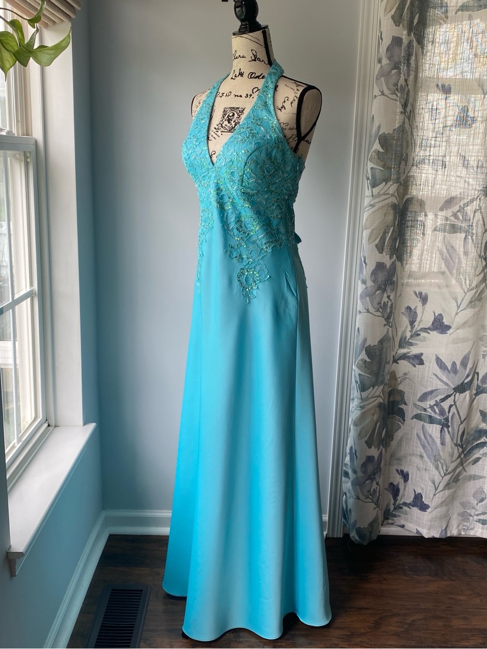 Vintage Y2k 90s Aqua Beaded Fairy Halter Prom Dress - sz 10 - Picture 2 of 15